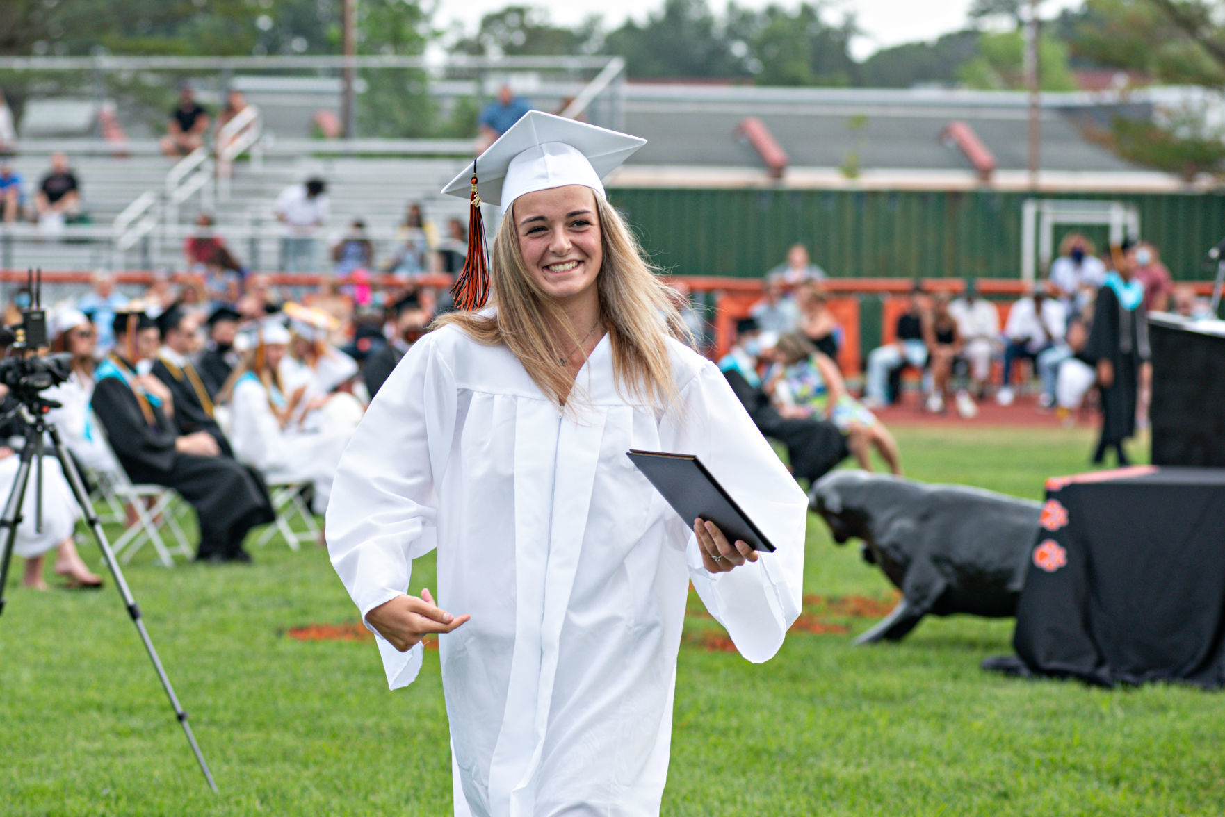 070820_nws_middlegrad